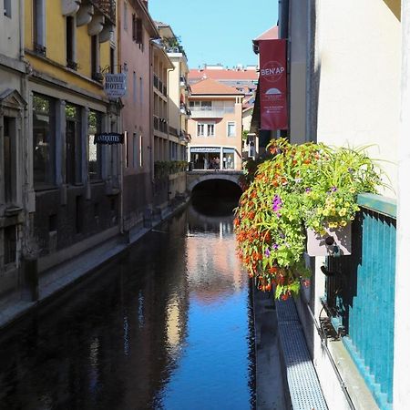 Le Coquet - Gare - Hyper Centre - Parking - Wifi - Netflix - Disney+ Annecy Exterior foto